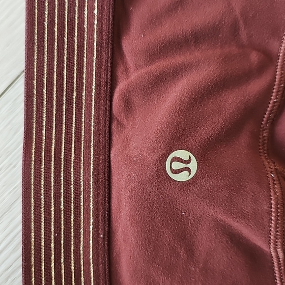 Lululemon Principal Dancer Golden Lining Tight, Size 4 *Wear - Read* - Picture 11 of 16
